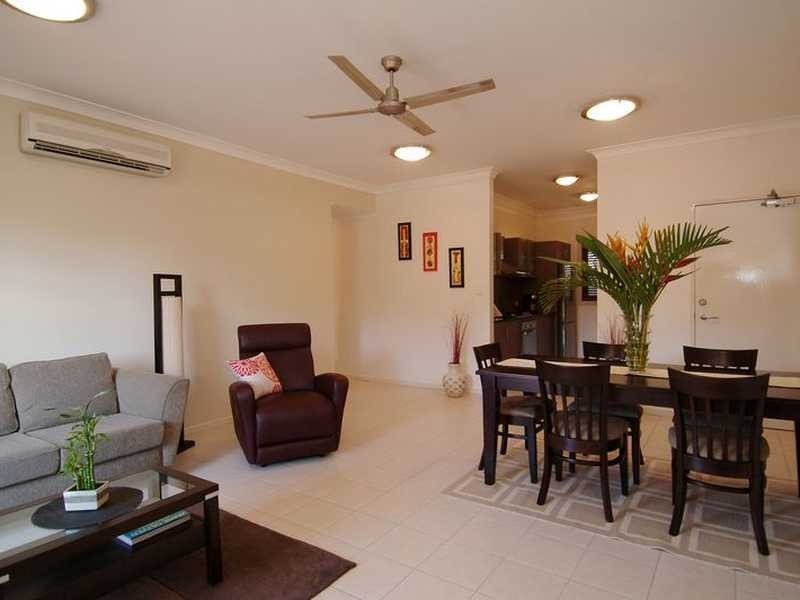 1/378 Mcleod Street (Cnr Arthur Street), Cairns North QLD 4870