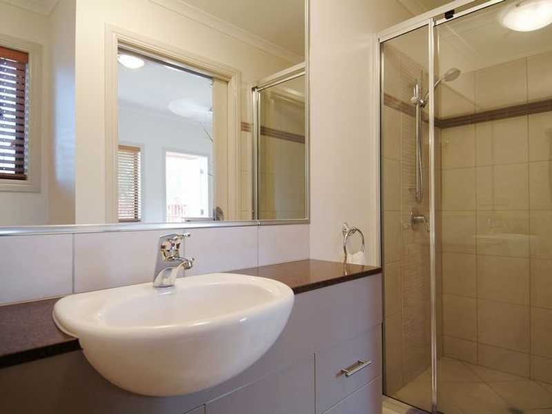 1/378 Mcleod Street (Cnr Arthur Street), Cairns North QLD 4870
