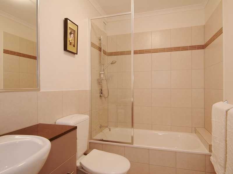 1/378 Mcleod Street (Cnr Arthur Street), Cairns North QLD 4870