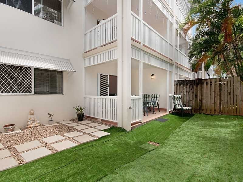2/8 Clare Street, Parramatta Park QLD 4870