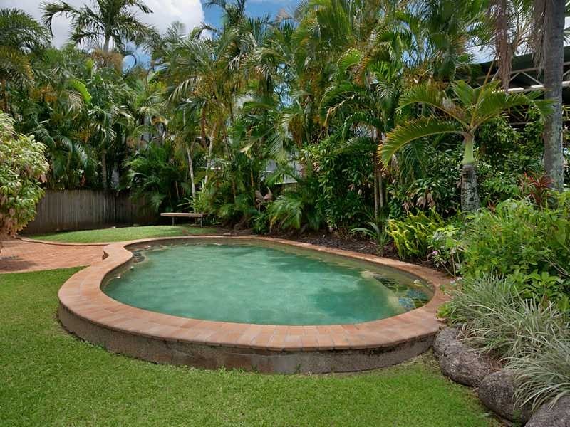 2/8 Clare Street, Parramatta Park QLD 4870