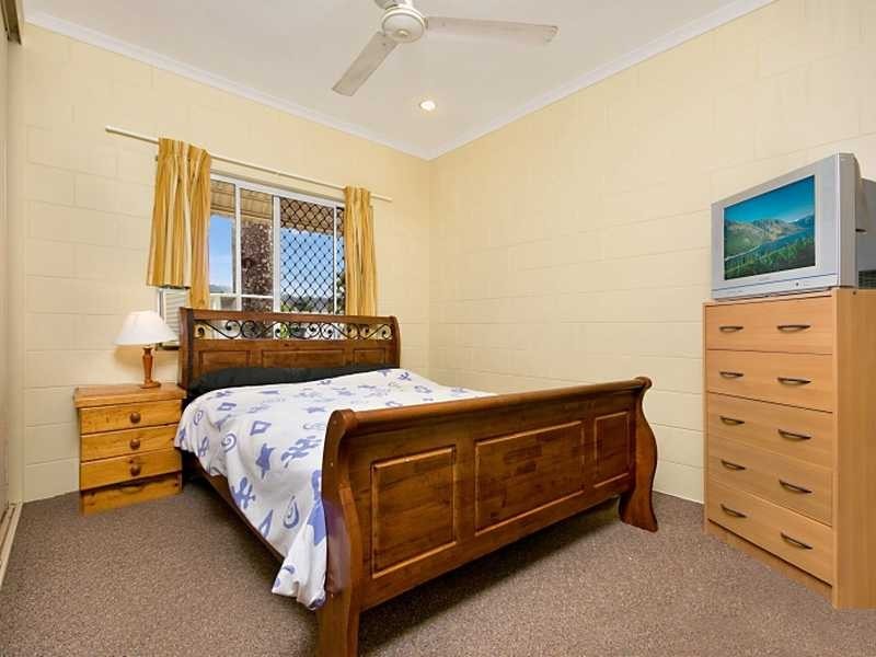 3/7-9 Nesbit Street, Whitfield QLD 4870