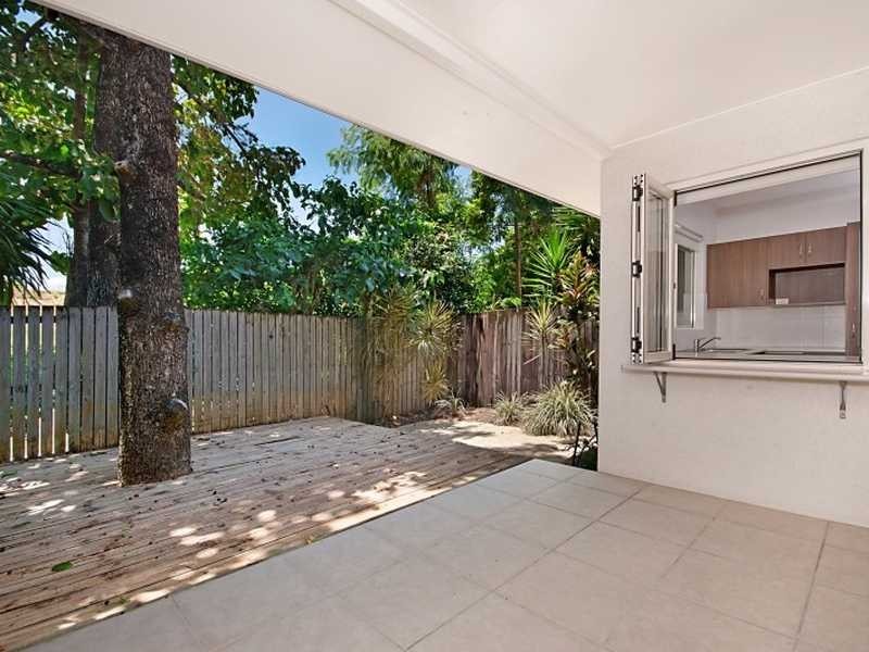 12/15 Thomas Street, Cairns North QLD 4870