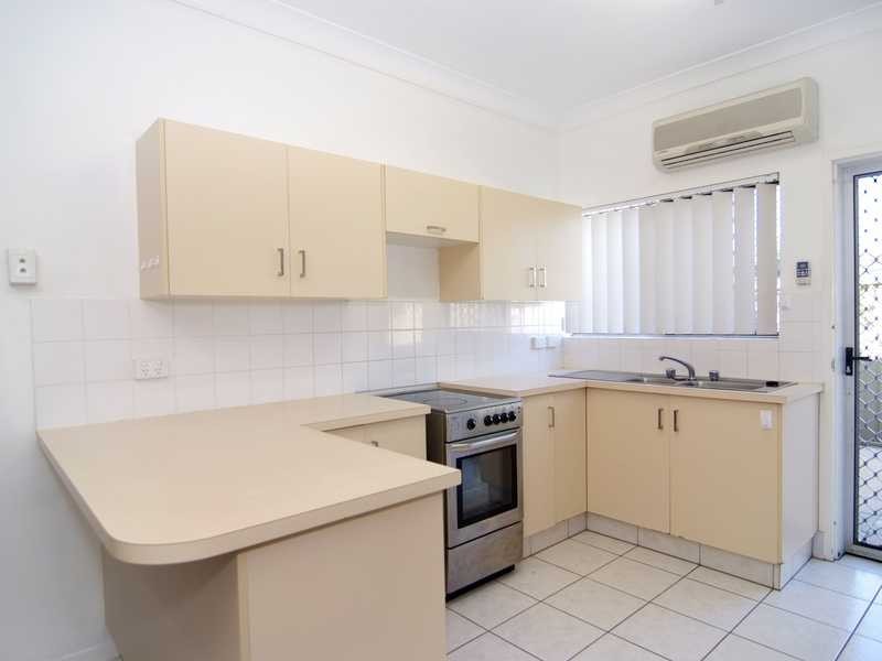 2/21 Creedy Street, Cairns QLD 4870