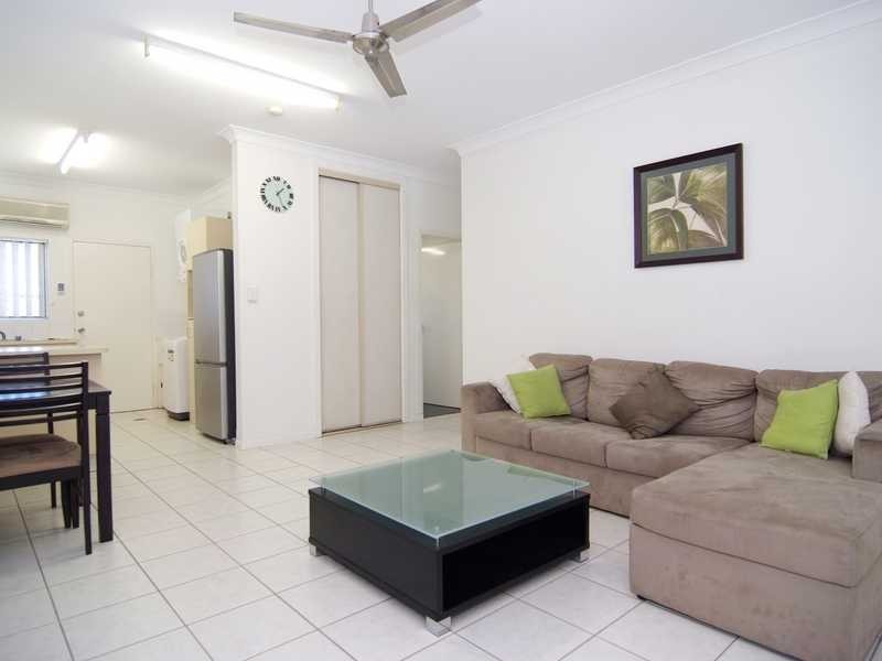 2/21 Creedy Street, Cairns QLD 4870