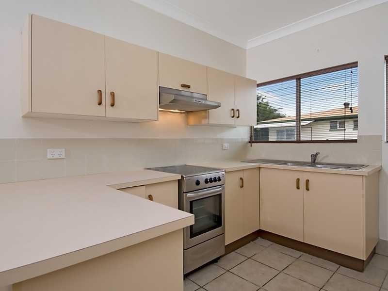 8/21 Creedy Street, Cairns QLD 4870
