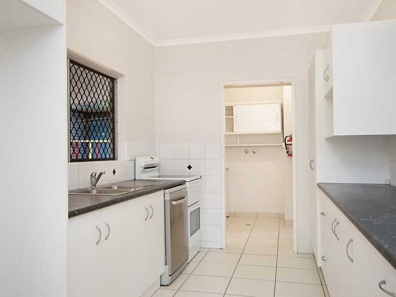 21 Garland Close, Kanimbla QLD 4870