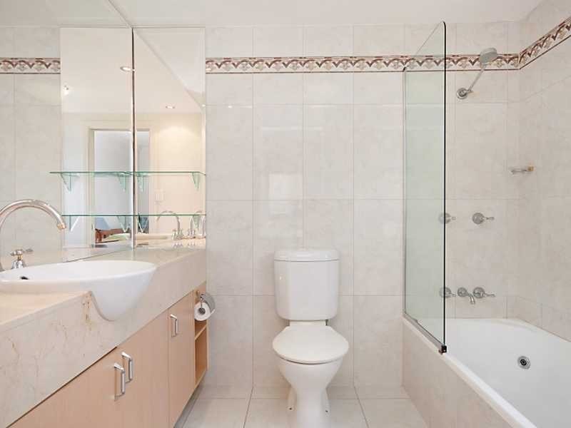 802 “Madison” 3 Abbott Street, Cairns City QLD 4870