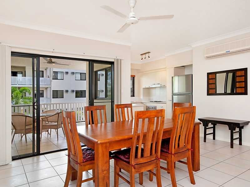 17/44 Pease Street, Cairns QLD 4870
