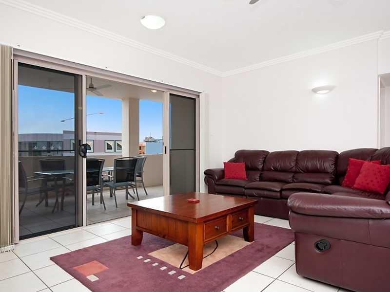 6/79 Spence Street, Cairns City QLD 4870