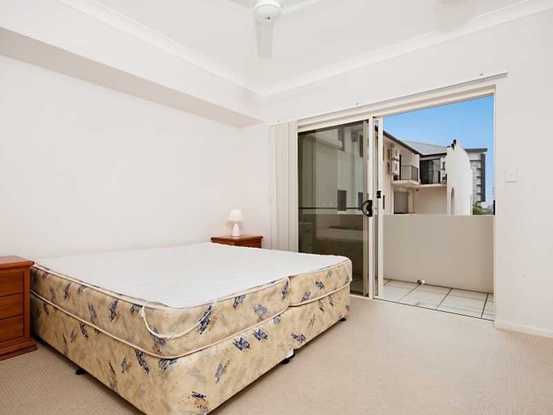 6/79 Spence Street, Cairns City QLD 4870