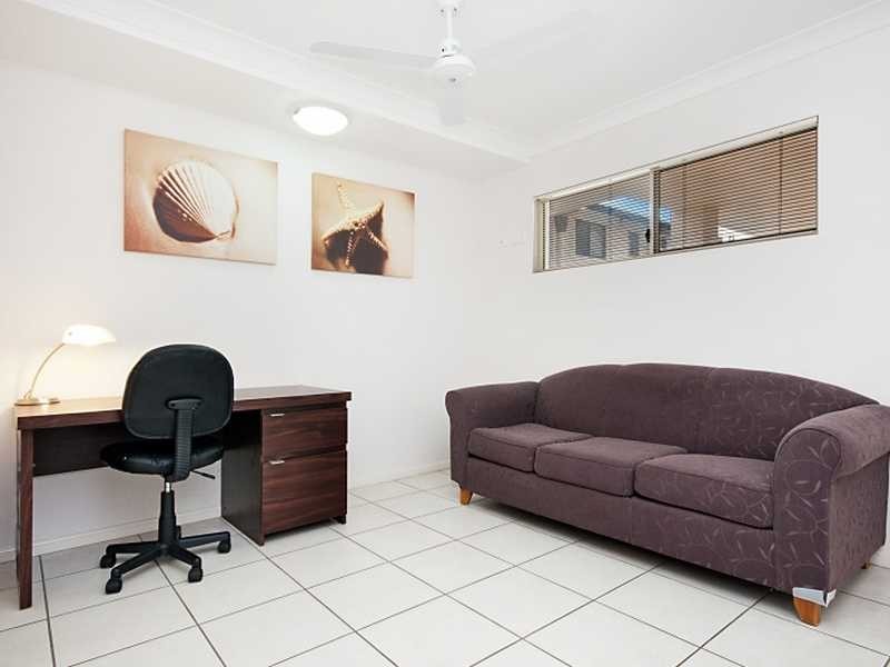 6/79 Spence Street, Cairns City QLD 4870