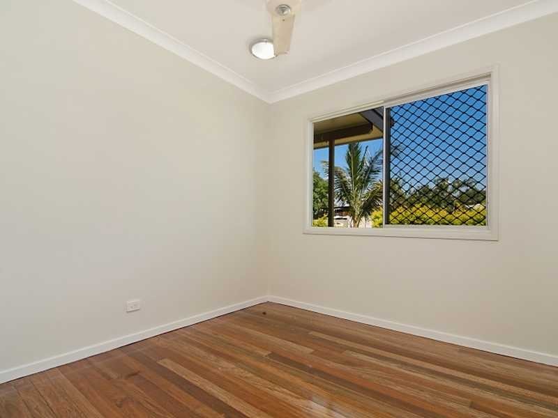 2 Rose Blank Close, Manunda QLD 4870