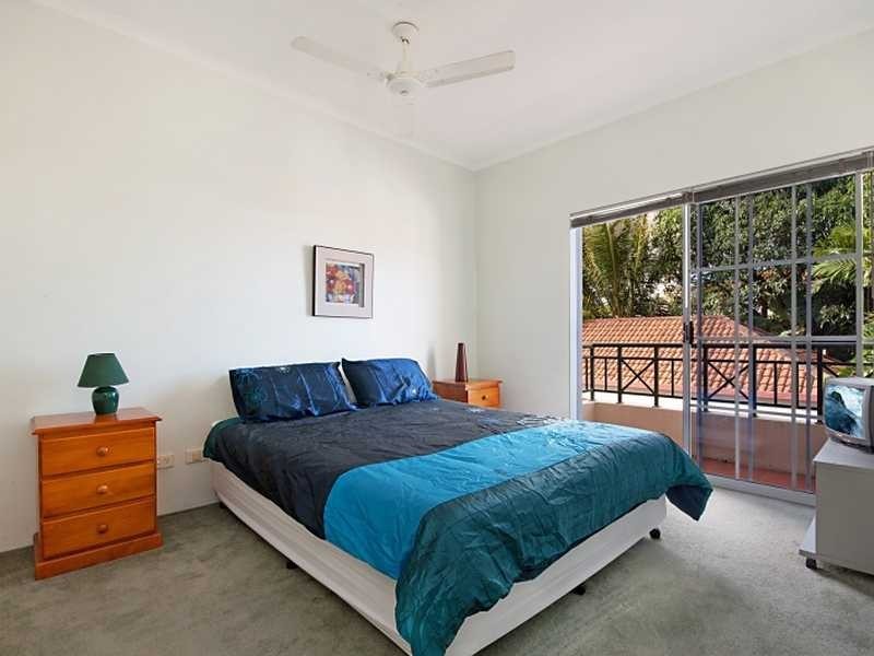 36/327 Lake Street, Cairns North QLD 4870