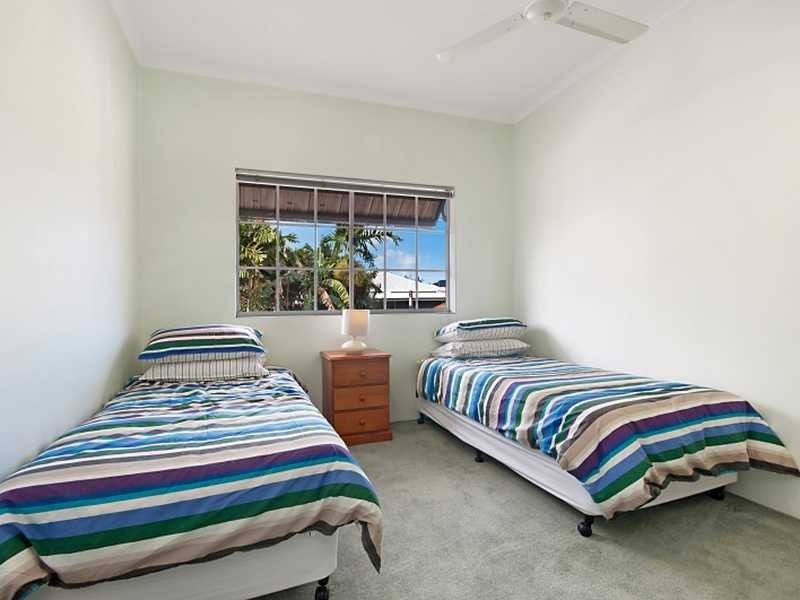 36/327 Lake Street, Cairns North QLD 4870