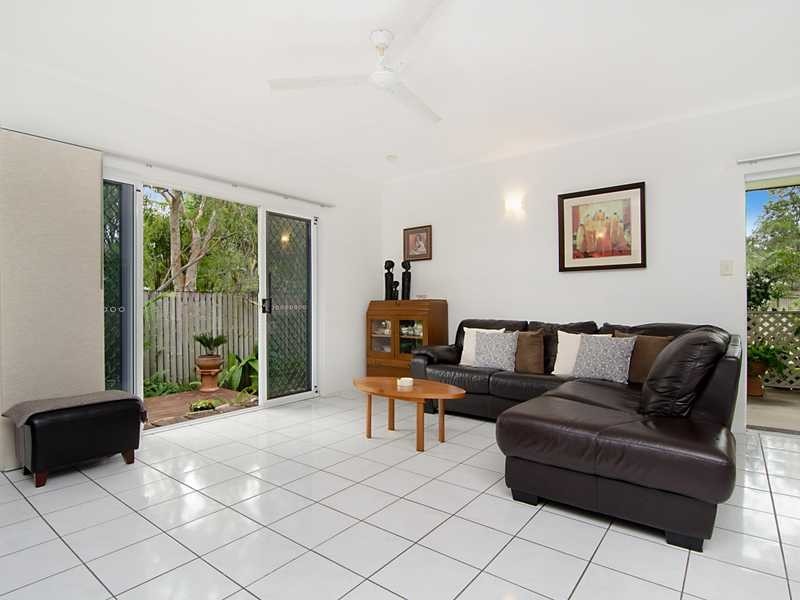 4/1 Hollett Close, Cairns North QLD 4870