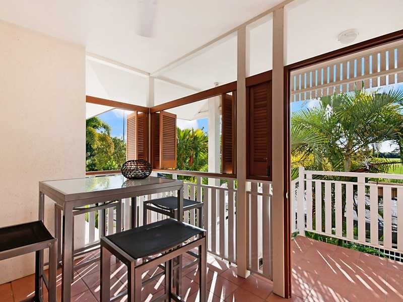 8/5 Lily Street, Cairns North QLD 4870