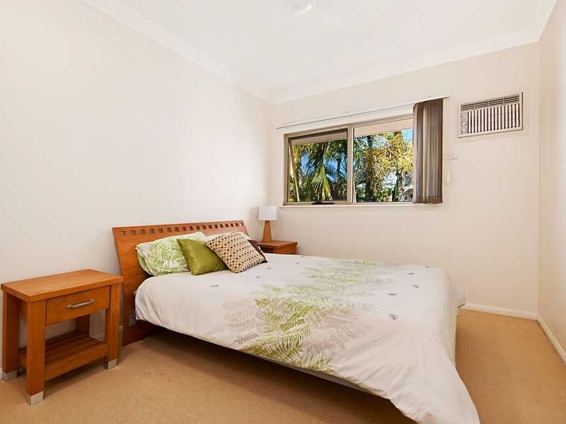 8/5 Lily Street, Cairns North QLD 4870