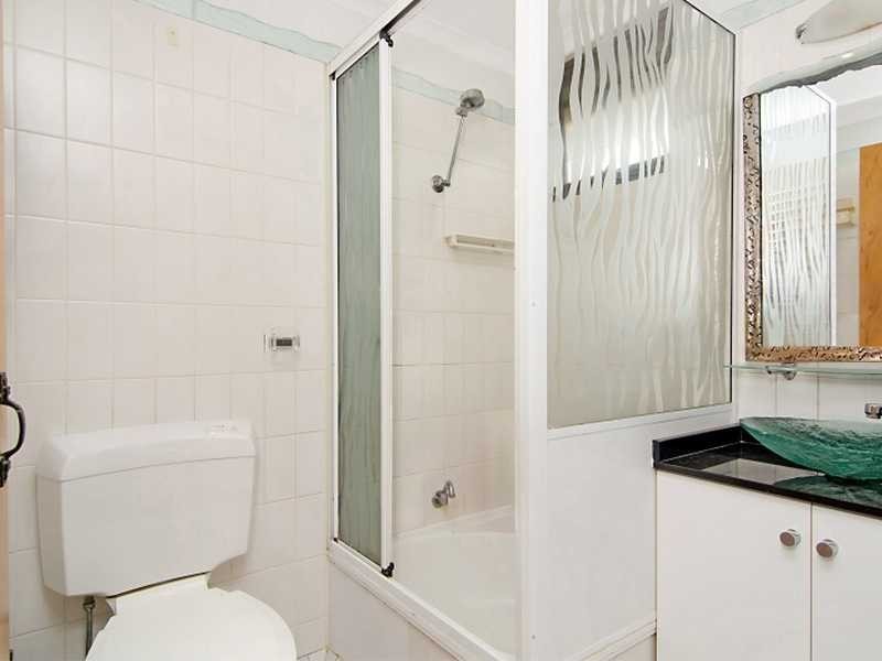 15/281 Esplanade, Cairns North QLD 4870