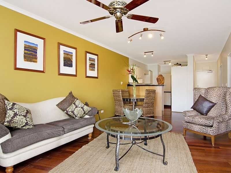 15/281 Esplanade, Cairns North QLD 4870