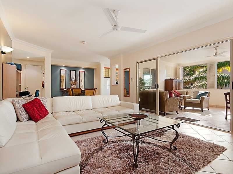 614 “The Lakes” 2 Greenslopes Street, Cairns North QLD 4870