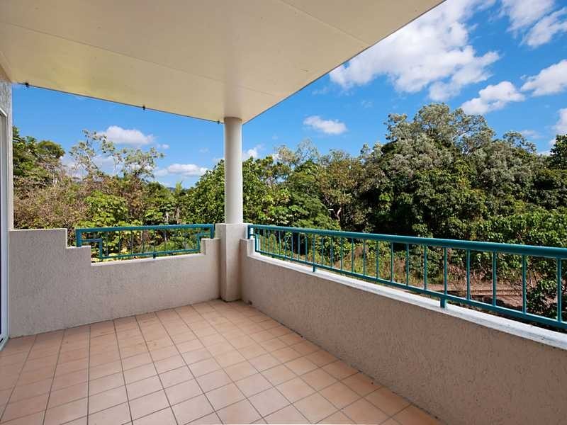 16/34-40 Lily Street, Cairns North QLD 4870