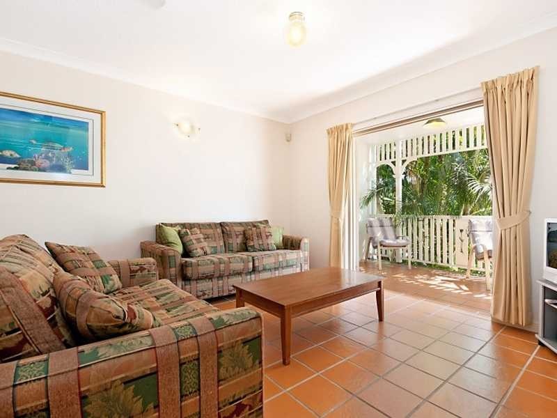 9/158 McLeod Street, Cairns North QLD 4870