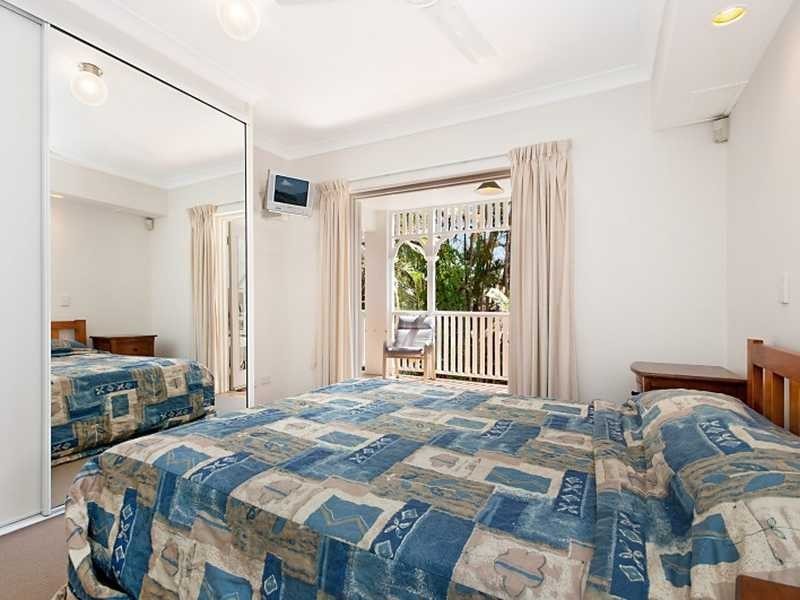 9/158 McLeod Street, Cairns North QLD 4870