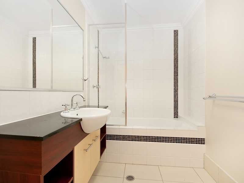 4/88 Harbour Drive, Trinity Park QLD 4879