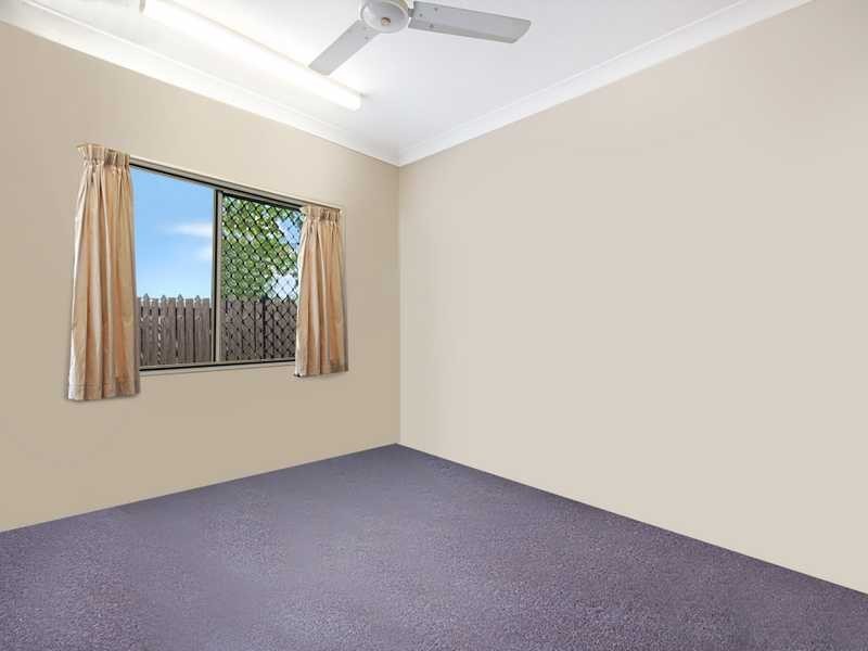 1/10 Ingham Court, Mooroobool QLD 4870