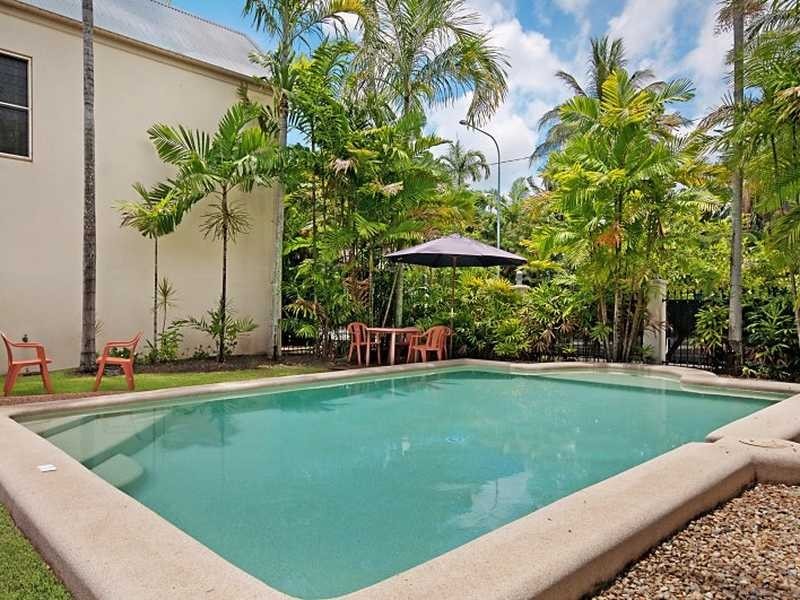 3/10 Digger Street, Cairns North QLD 4870