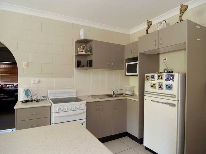 8/8 Maytown Close, Manoora QLD 4870