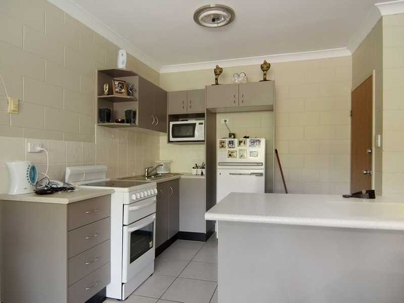 8/8 Maytown Close, Manoora QLD 4870