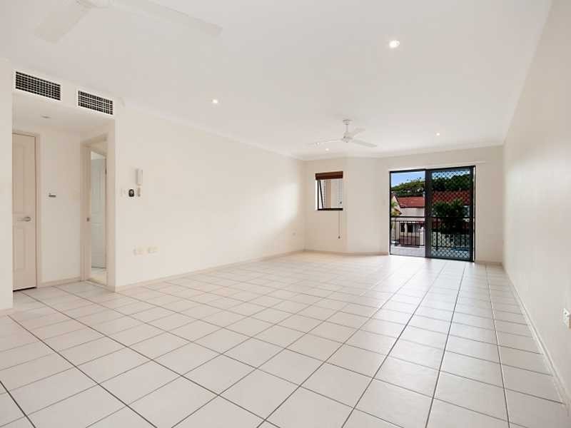 6/72 Digger Street, Cairns North QLD 4870