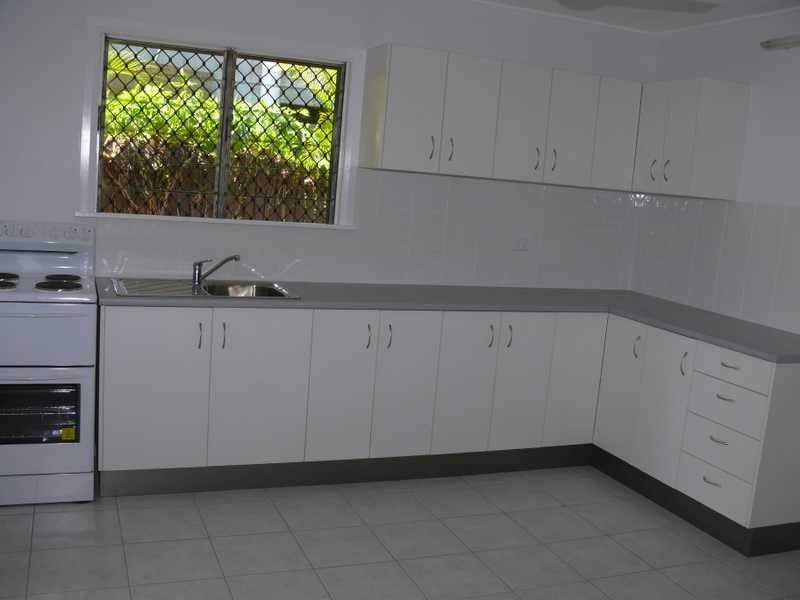 107 Tills Street, Westcourt QLD 4870