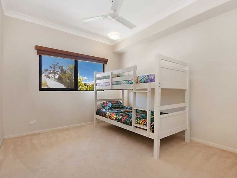 8/293 Esplanade, Cairns North QLD 4870