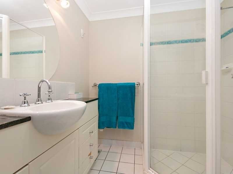 8/293 Esplanade, Cairns North QLD 4870