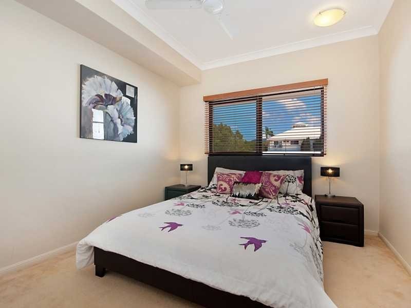 8/293 Esplanade, Cairns North QLD 4870