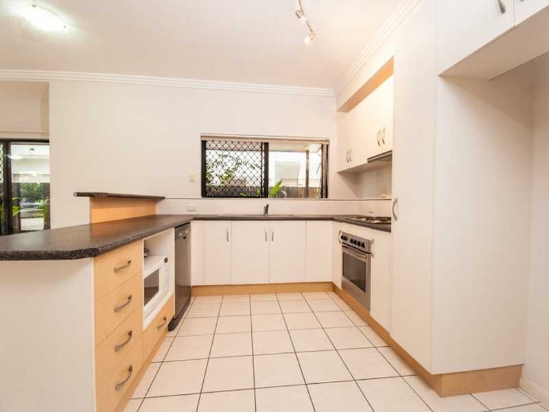 1/163 Martyn Street, Parramatta Park QLD 4870