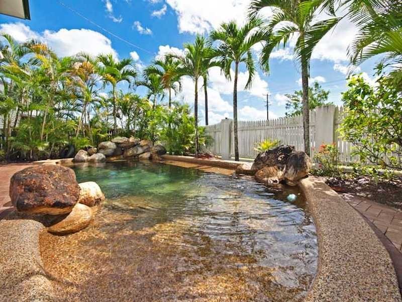 4/115 Buchan Street, Bungalow QLD 4870