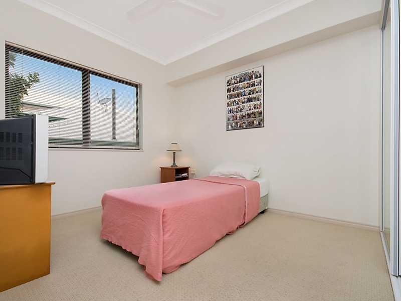 7/72 Digger Street, Cairns North QLD 4870