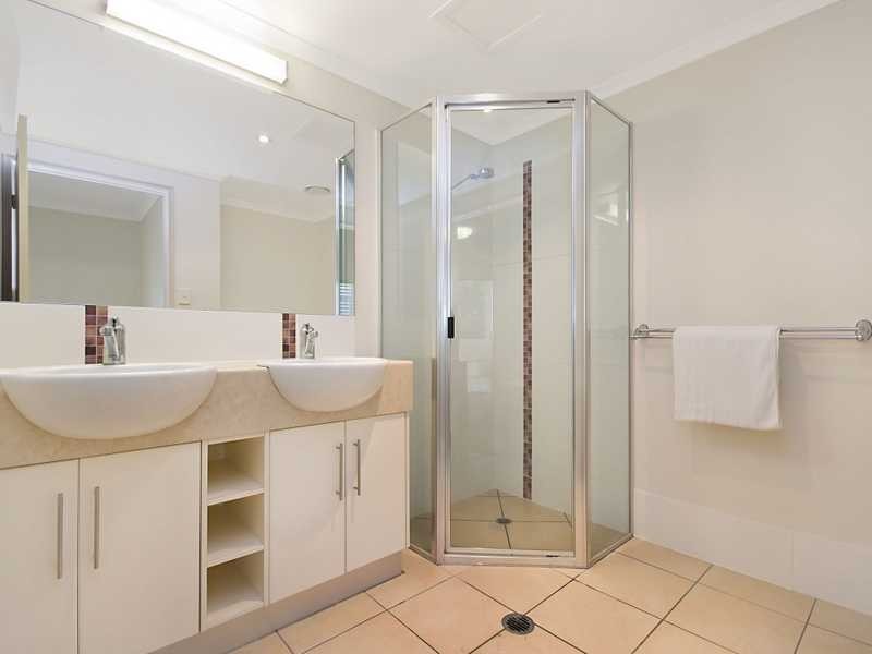 7/72 Digger Street, Cairns North QLD 4870