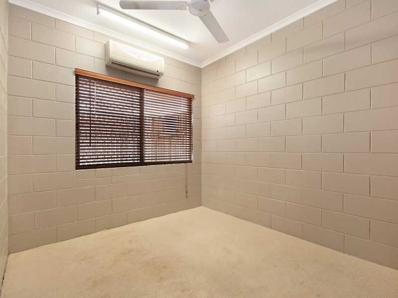 1/10 Mulligan Street, Manoora QLD 4870