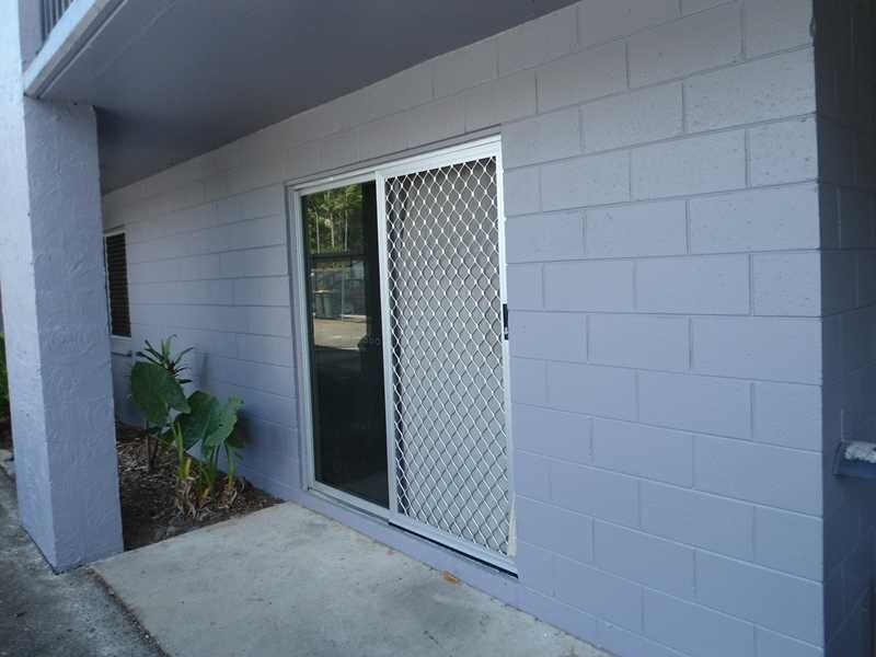 2/120 Greenslopes Street, Edge Hill QLD 4870