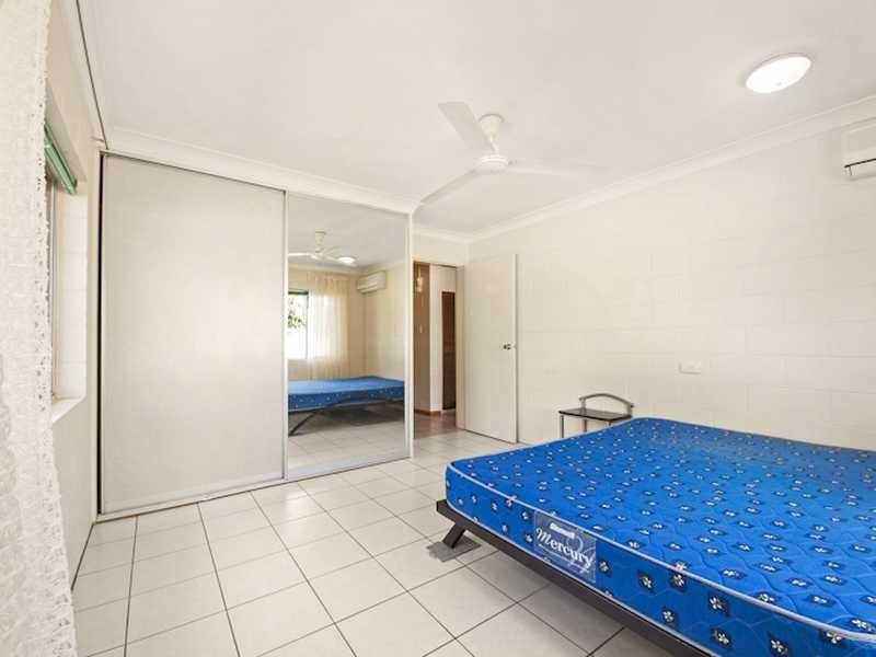 1/260 Grafton Street, Cairns North QLD 4870