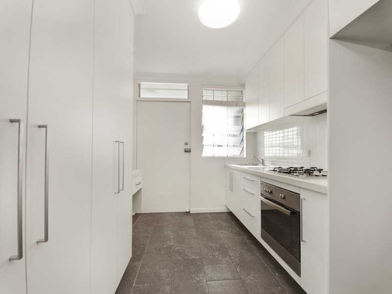 11/2 Kidston Street, Cairns QLD 4870
