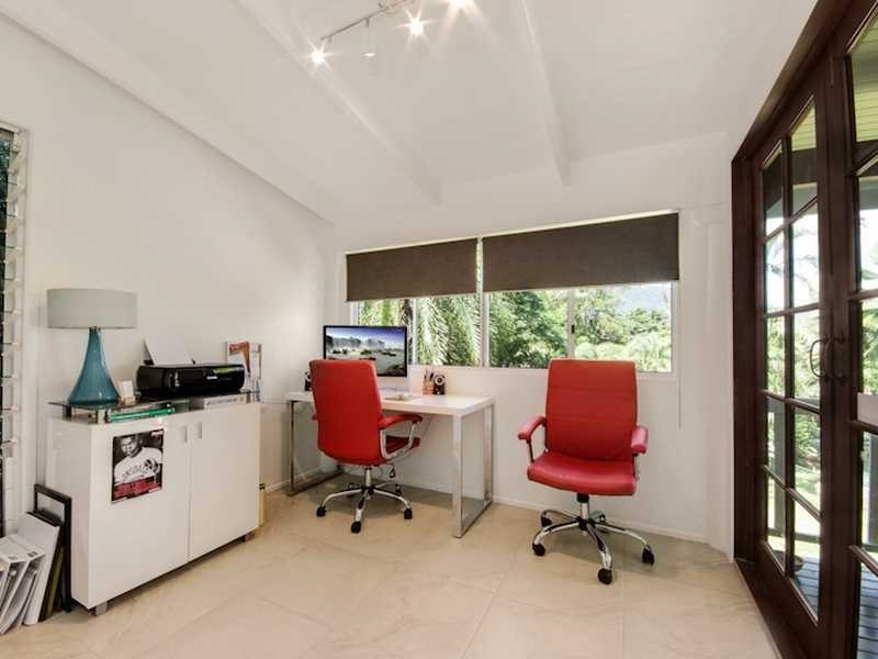 1-3 Mt William Close, Redlynch QLD 4870