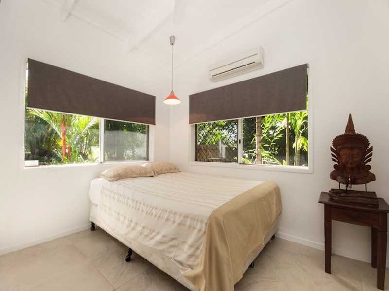1-3 Mt William Close, Redlynch QLD 4870