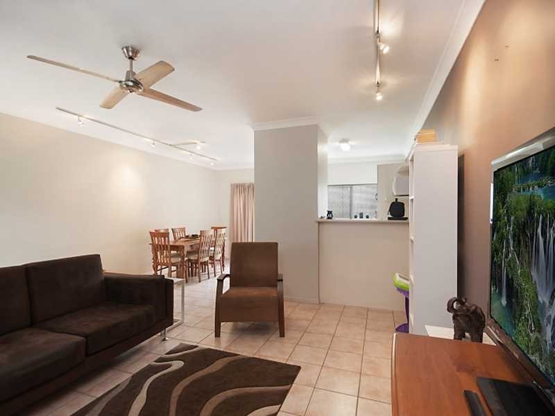 1/361 McLeod Street, Cairns North QLD 4870