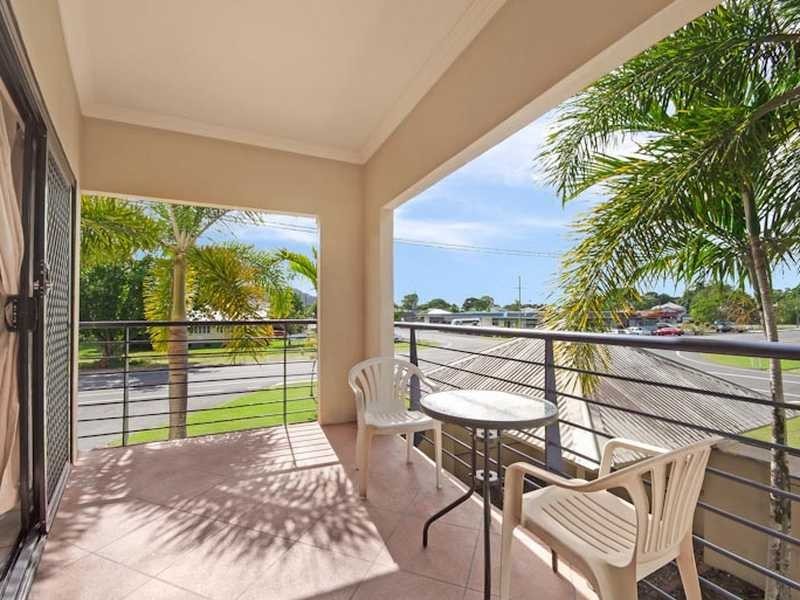 2/437 Draper Street, Parramatta Park QLD 4870